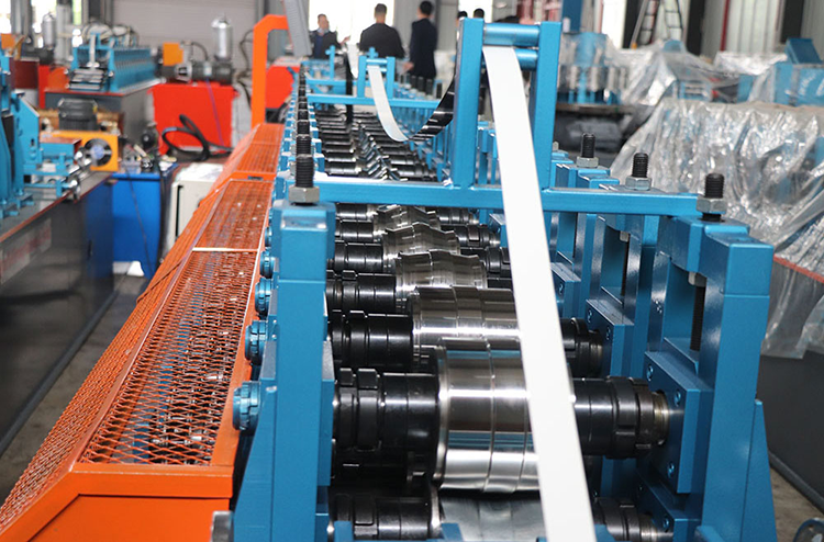 Ceiling metal T bar frame roll forming machine