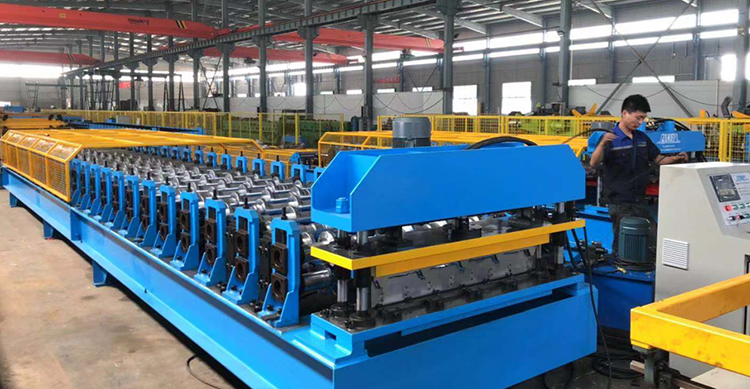 Metal roofing roll forming equipment 