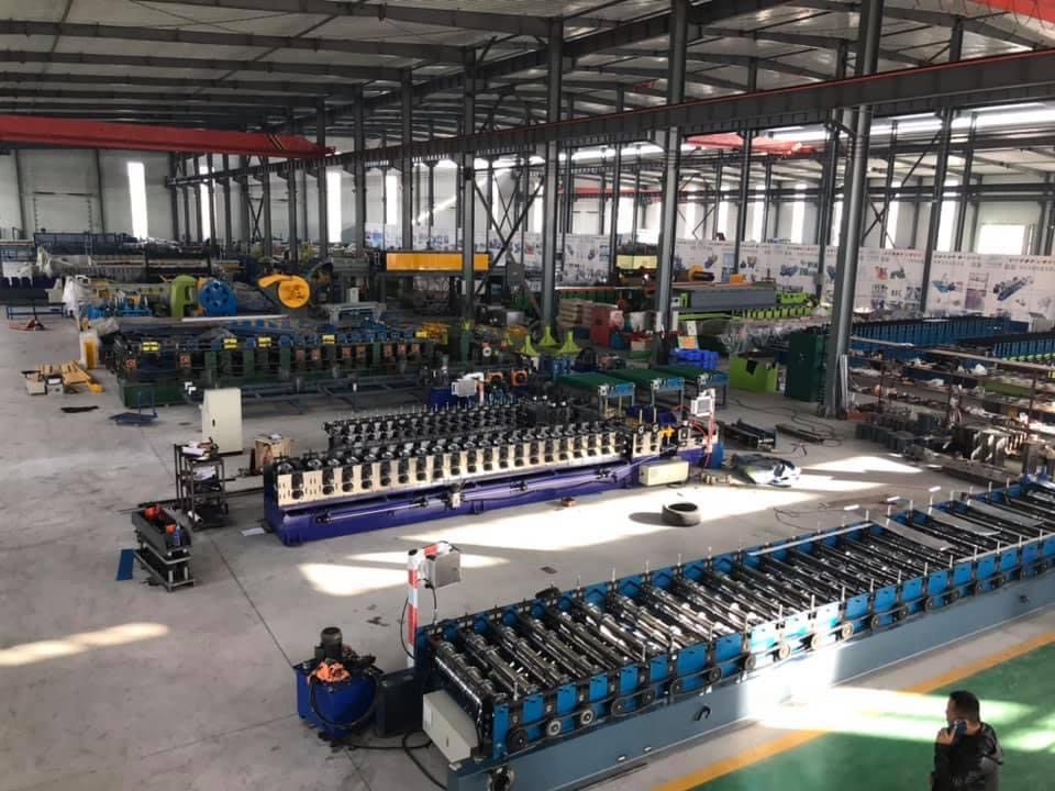 roll forming machine